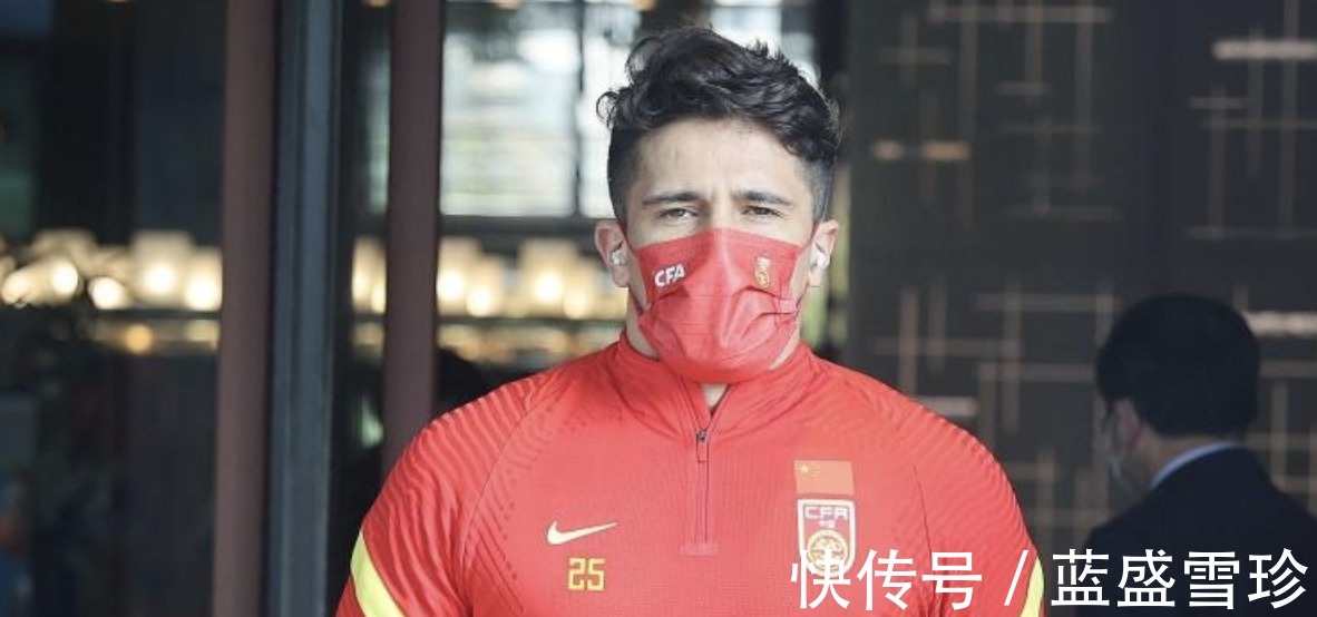 国脚|4名归化走人,5大国脚有伤,国足成为烂摊子,李霄鹏迎来考验!