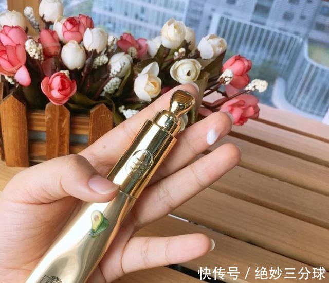 性价比超高|公认好用的5款“百元眼霜”AHC性价比超高,国货效果也不差
