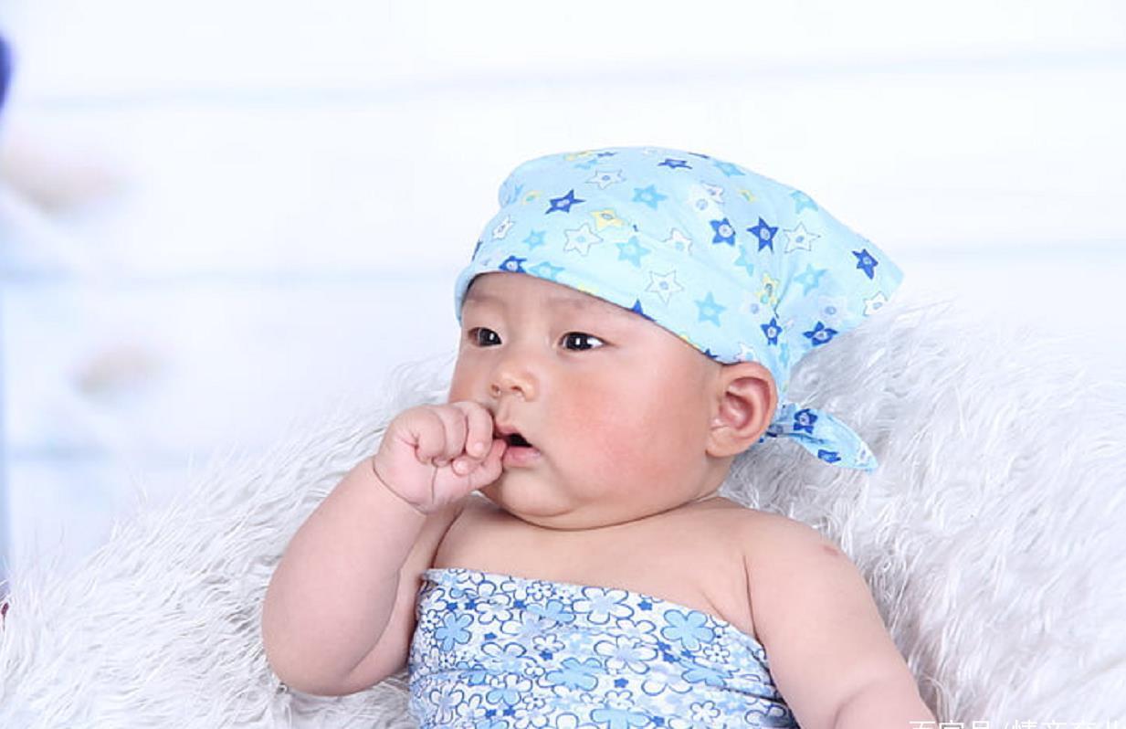 孩子|爷爷给孙子取名“清风”,护士登记少写一笔,宝妈拍手:不改了