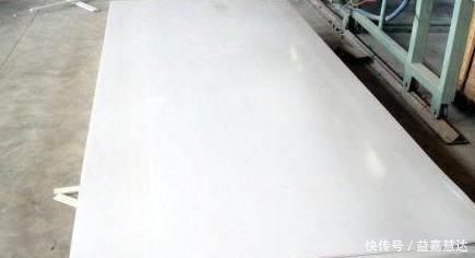 吊顶|越来越多人不做石膏线吊顶，现如今都盛行这样装，至少省一半钱