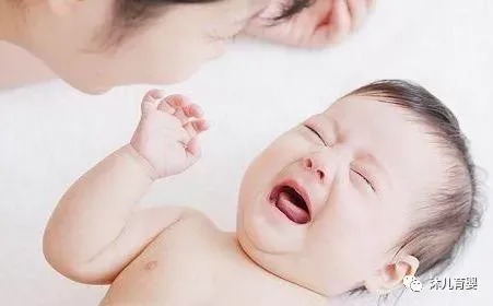 发育|宝宝睡觉时有这3个反应,大脑发育好,长大后更聪明