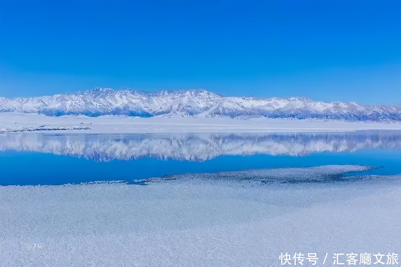 翻雪山穿沙漠，流连异域小镇，寻访新疆烂漫“花火”