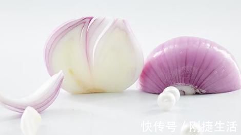 血管|吃洋葱真的可以疏通血管吗?一直搞错了,此样做血管才会更健康