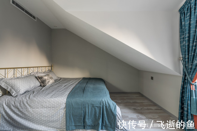 三无鸟窠|180平米顶楼带阁楼，摇身一变空中别墅