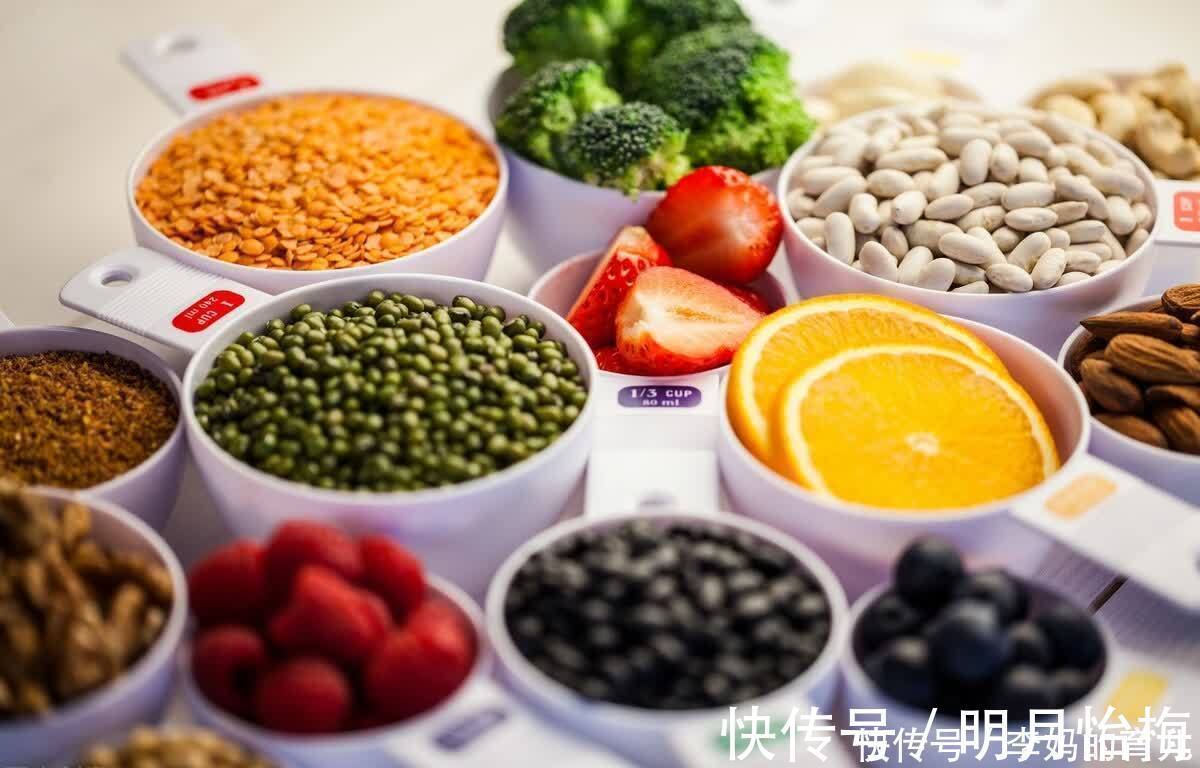 果汁|12岁男孩一年长18公分,儿科大夫:3种习惯保持好,孩子不愁长不高