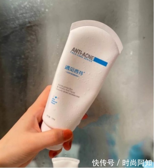 氨基酸洗面奶|3个洗面奶毁脸的误区,很多人都中招,小心皮肤越洗越糟