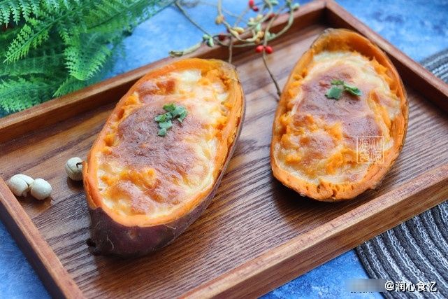 红薯别煮着吃了，5步解锁红薯新吃法，香甜软糯会拉丝，也太香了