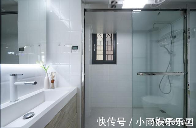客餐厅|看了他家才知道,全屋刮大白,没安装吊顶不做电视墙,极简又耐看