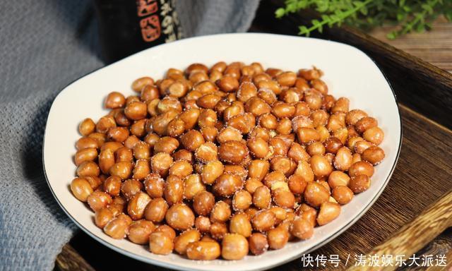 花生米|炸花生米时,好多人先放油都错了,多加这一步,放一周都不会潮
