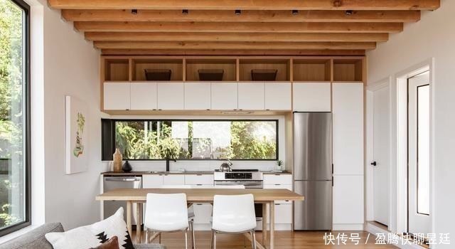 住宅|这套住宅简直颠覆传统,卧室在客厅楼下,院子却在楼顶