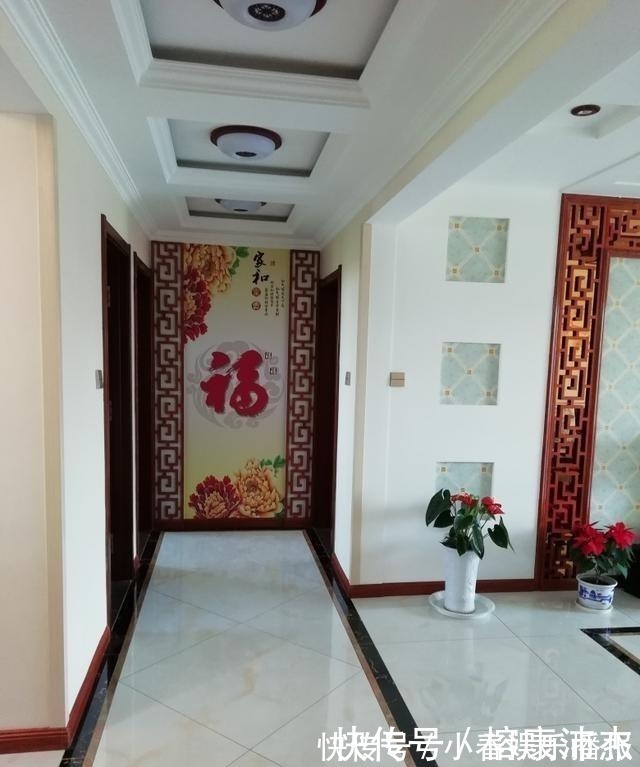 完工|老公不顾反对找表哥装修, 完工后我懵了, 床头背景墙有谁见过