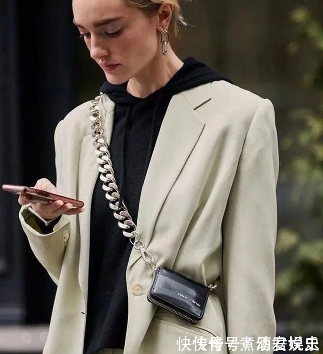 mini 今年最时髦,有个性的包包!今年最时髦,有个性的包包!