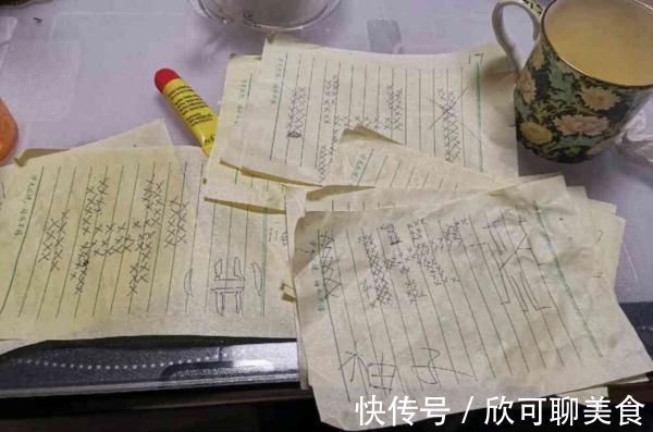 小坊|超炫酷！这种下雨天，没一双妈妈勾的凉鞋真不能叫时髦…