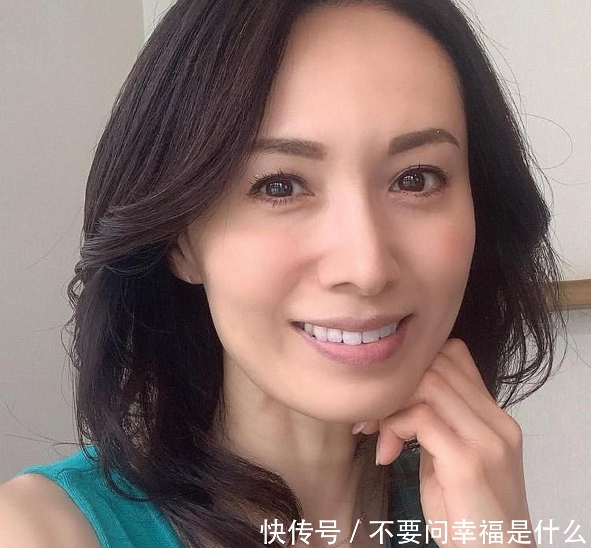 发型|女人50岁以后，剪发型要认准了，最好避开这3款！试试另外3种