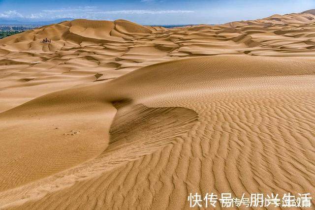 沙史|全球唯一一个“奇葩”沙漠在中国，沙子进不去，绿洲也进不去