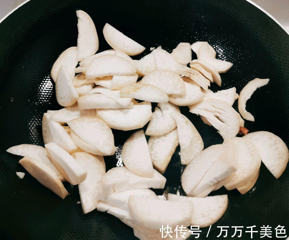 秋天,不管有钱没钱,多吃这菜,蛋白质含量超丰富,多做给家人吃