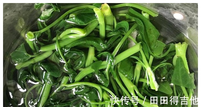 青椒|这菜是“脂肪收割机”，刮油脂清肠道，隔三差五吃，瘦出小蛮腰！