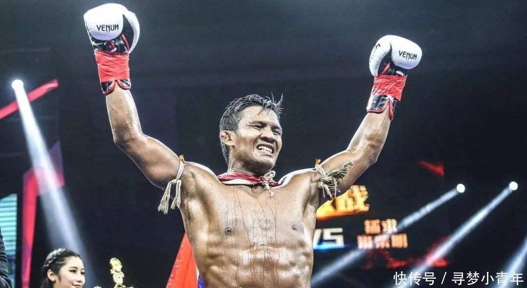 拳王@少林鹰爪功传人, 至今未尝一败, 声称出手可能废掉泰国拳王播求!