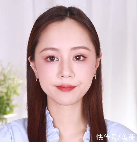 女生最显老的1种发型，你可千万别剪