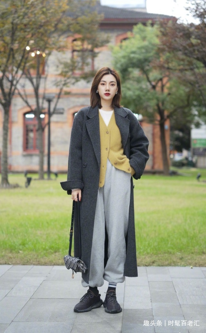 鲨鱼裤 “小黑裤”过时了!今年流行这3条裤子,显高显瘦,怎么搭都好看