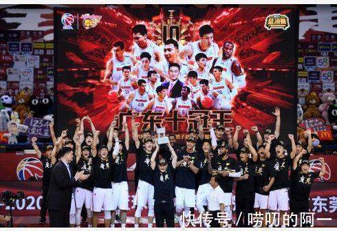 cb廣東隊(duì)的十一個(gè)總冠軍，分別是戰(zhàn)勝哪些對(duì)手獲得的？盤點(diǎn)一下