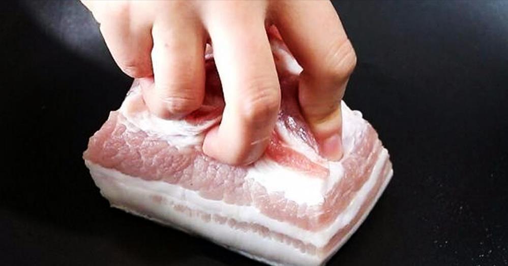 红烧|五花肉不要再红烧了,拿绳子捆起来,咸香不腻,我家一周吃5次