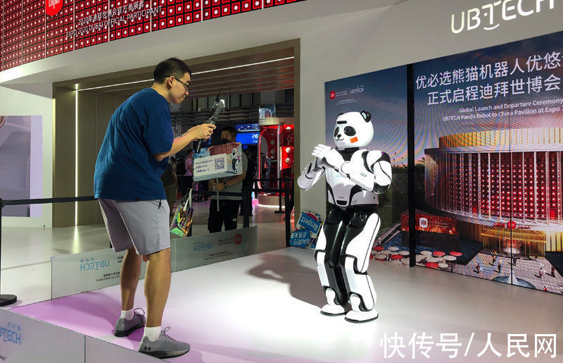 梁靓|从“黑科技”到“必需品”服务机器人迎来“黄金期”