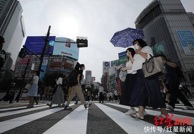 菅义伟|日本疫情严峻 医疗系统承重压：“自宅疗养者”人数超10万