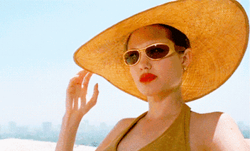 粉饼|别再懒了！补涂防晒霜应该这样做！