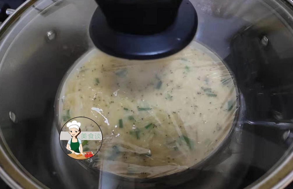 适合秋天吃的一道蒸菜,8分钟上桌,鲜甜补钙,三天两头给孩子做