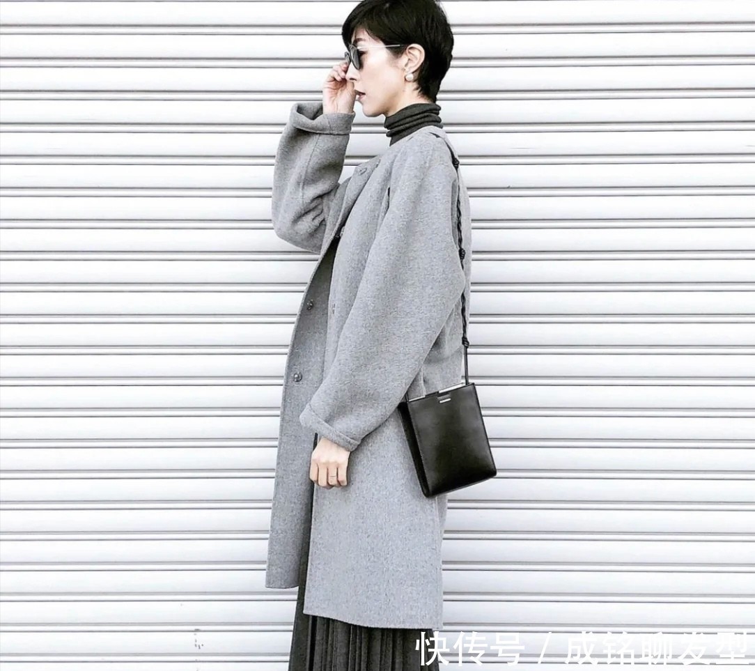 知性|最适合四十多岁女人的极简穿搭,知性优雅又高级,时髦又显气质