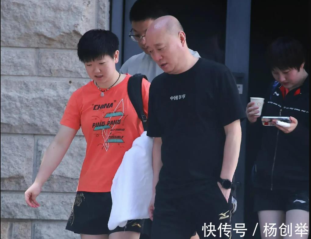 莎莎|好机会!王曼昱或对孙颖莎、陈梦弯道超车,率先拿到大满贯冠军!