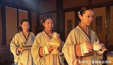 宫中|古代衣着锦缎的宫女，她们的真实生活是什么样？