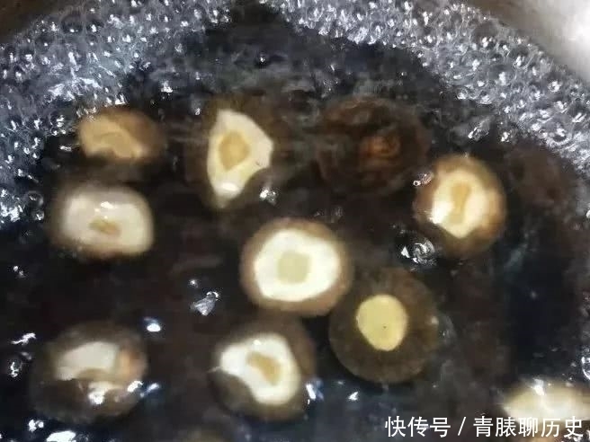 香菇菜心——菜嫩菇滑，比吃肉还过瘾！