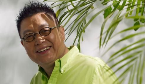 主持人王为念：与小香玉离婚，遭9.8亿富婆“逼婚”，晚年出乎意外