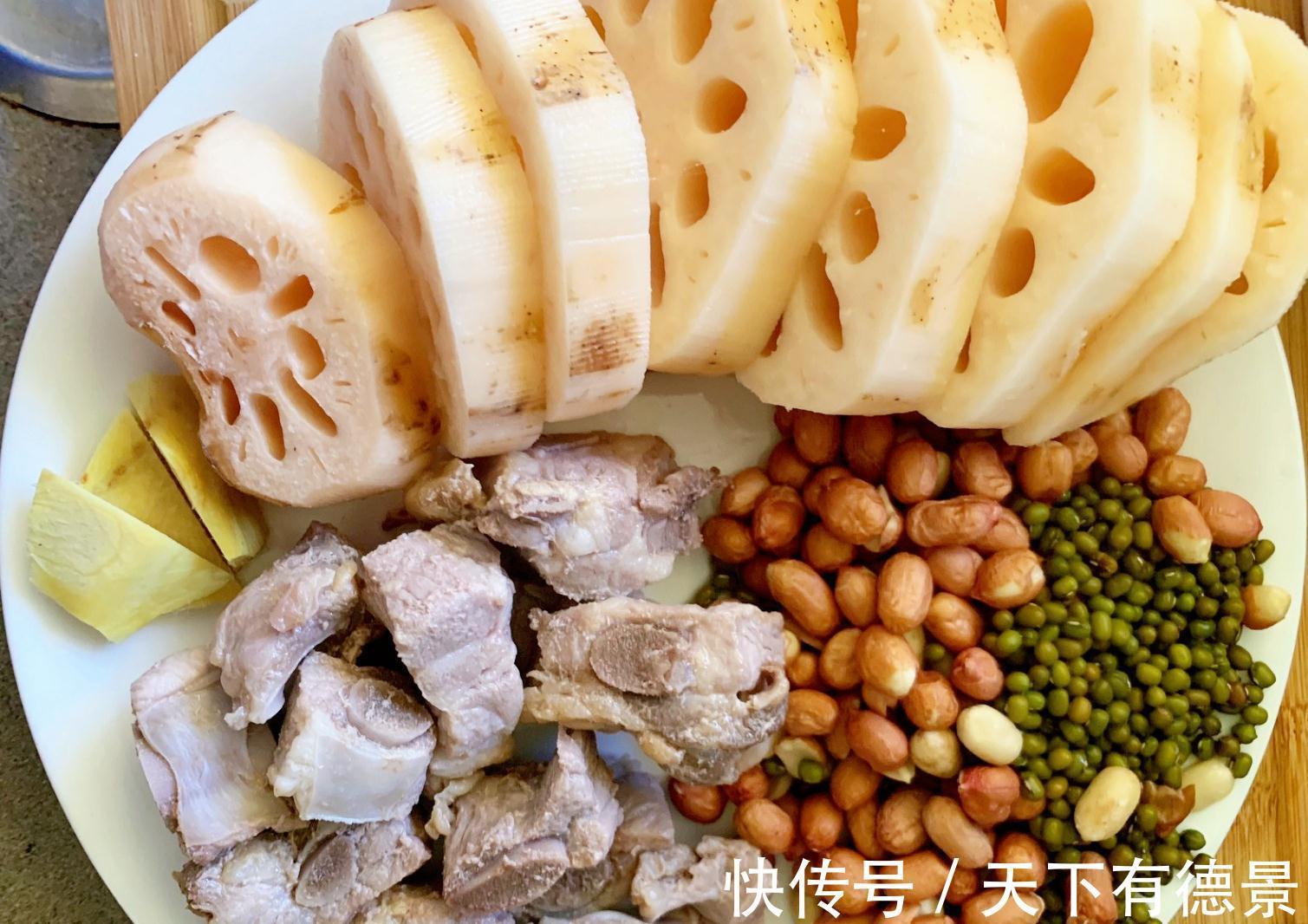 莲藕怎么煮才容易烂？很多人第一步就错了，教你一招，汤浓味又美