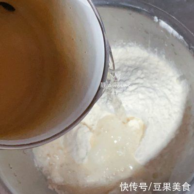 孜然牛肉口袋饼|#烤究美味 灵魂就酱#孜然牛肉口袋饼