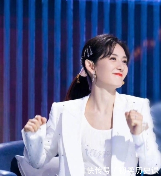 《快本》被停播要求下架整改上任一个多月的谢娜又失业了。