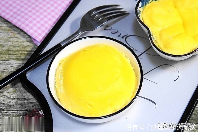 不用|孩子不爱吃早餐,试试这款蛋糕,不用烤箱不打发,香甜细腻好消化