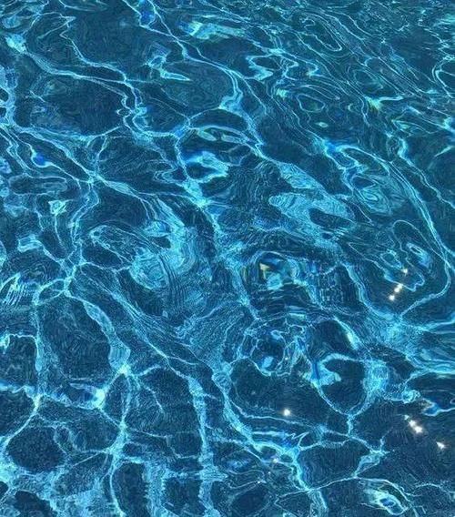 今年春夏超流行的4组配色，穿对了巨显白巨显贵！|颜色搭配 | a6418