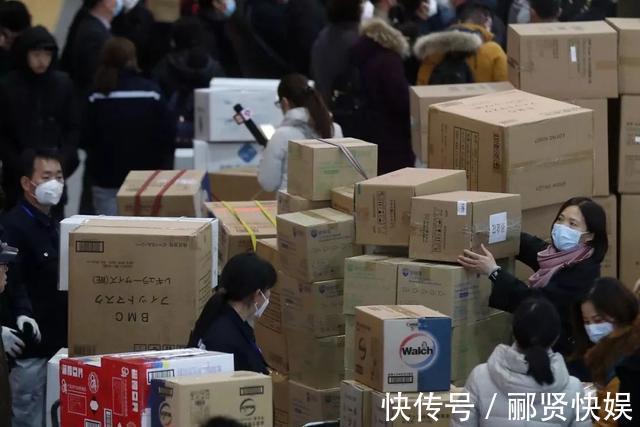 刘强东|马云、马化腾、许家印、刘强东……都没能“喊”动李嘉诚