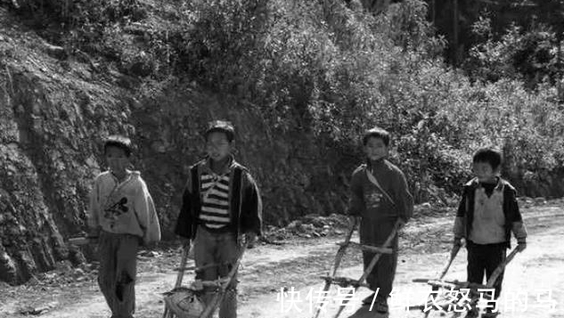 治病$20岁知青张志远为报恩,“嫁”31岁带4娃寡妇留大山,至今不悔