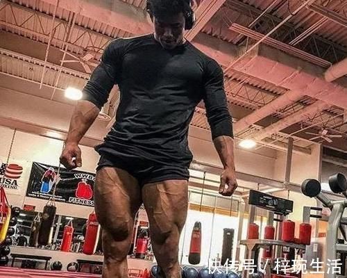 健身|跑步健身的男人与常练深蹲的男人 两者身体素质差距有多大？