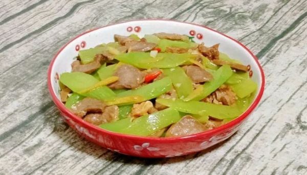 小米椒|莴笋炒猪舌