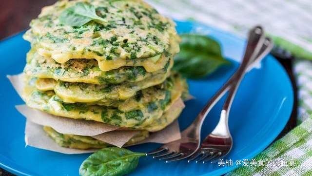 西兰花别总炒着吃，加2个鸡蛋搅一搅，鲜香软嫩营养十足，巨好吃