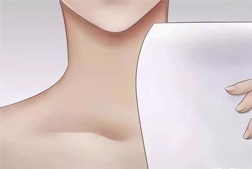 建议皮肤黄的女性，少穿黑白灰！多穿这三种“颜色”，非常显气质