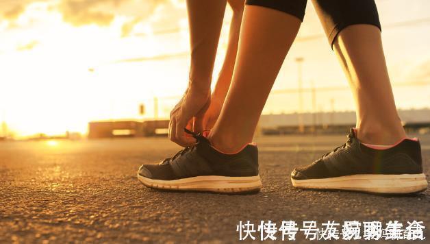 中国2型糖尿病防治指南|控制血糖,糖尿病人怎么运动?医生的3条建议,很受益