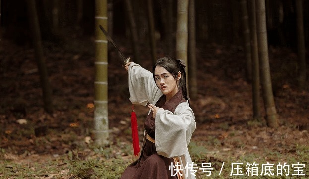 寒冰神掌$金庸武侠中的九大神功,每一种功夫带“神”字,全是武林绝学