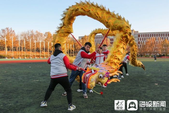 舞龙#山东水利技师学院：传统文化进校园 龙腾狮跃展风采