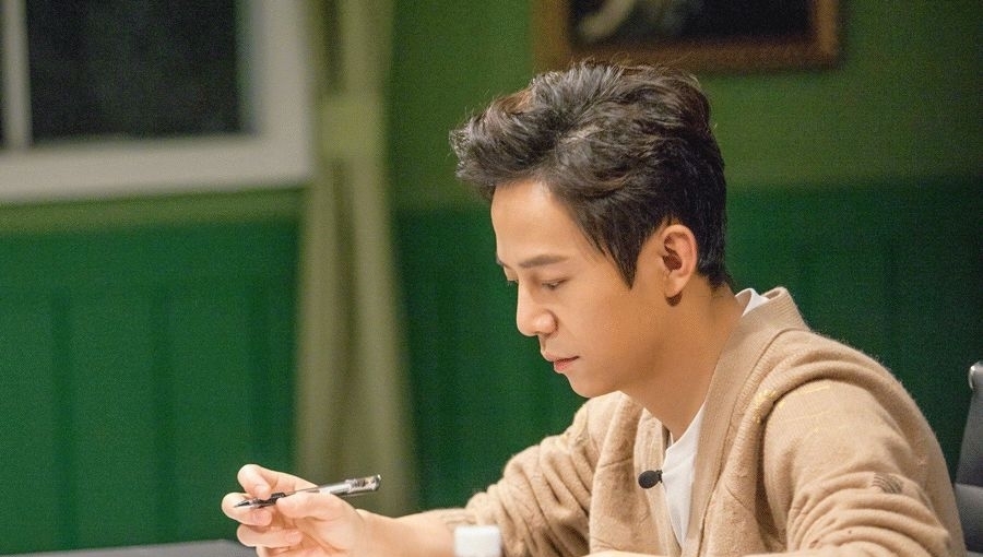 快本主持人大變動(dòng),再敬業(yè)何炅也難以挽回失去民心